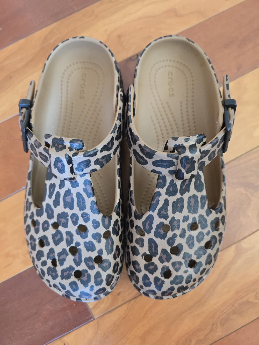 Crocs Classic Mary Jane Clogs Women Size 7